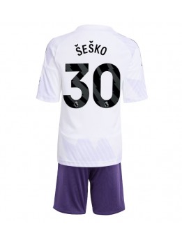 Manchester United Benjamin Sesko #30 Replika Borta Kläder Barn 2025-26 Kortärmad (+ byxor)
